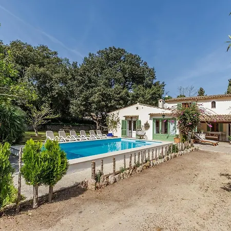 Creus Villa *