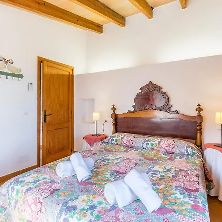 Creus Villa *